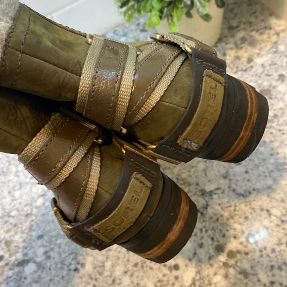 Sorel Boots 8.5 Lolla Ankle NL2269-213 Olive Leather Buckle Side Zipper H20Proof - Picture 7 of 9